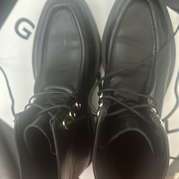 Givenchy boots - Picture 3 of 5